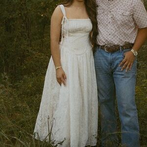 Elegant White Maxi Dress